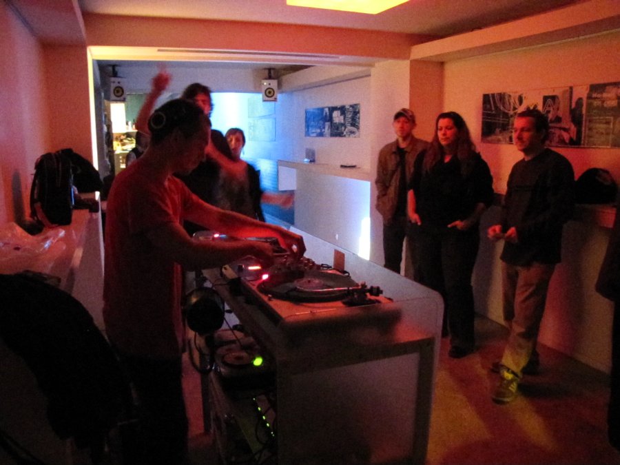 Bartolomew - Soirée Vinyl Guérilla - 24/09/2010 - Le Cube à Besançon - Photo n2