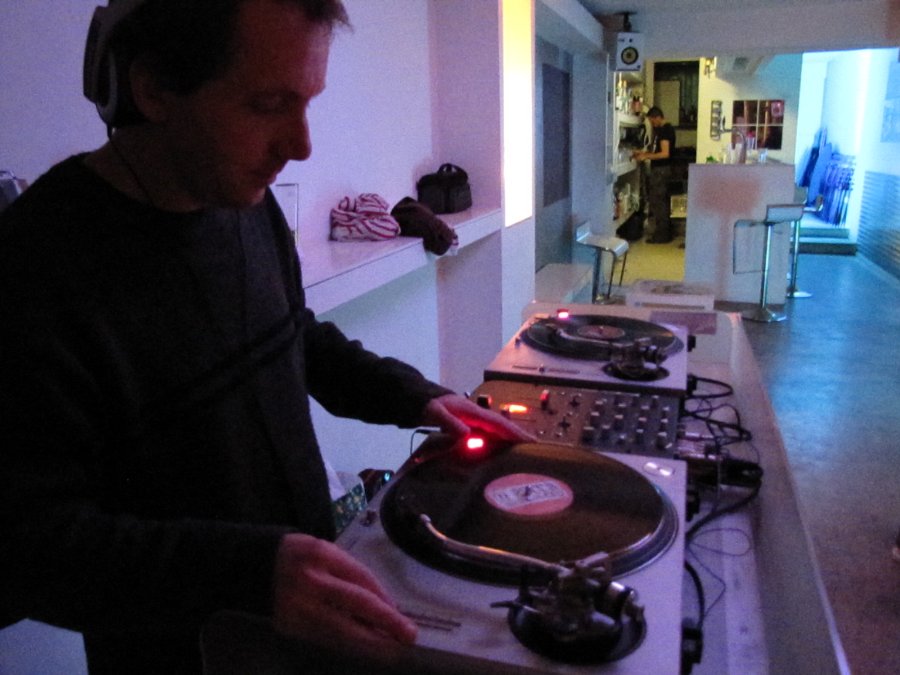 DJ Gao Gao - Soirée Vinyl Guérilla - 24/09/2010 - Le Cube à Besançon - Photo n6